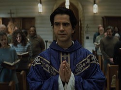 Midnight Mass: Bukan Pemberkatan Biasa