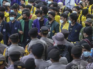5 Tuntutan Massa BEM SI ke Jokowi-Firli Sebelum Tinggalkan KPK