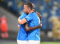 Napoli Vs Cagliari: Menang 2-0, Partenopei Rebut Capolista