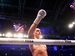 Oleksandr Usyk, Juara Tinju kelas Berat yang Belum Ternoda