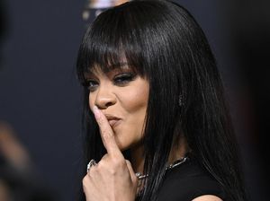 Resmi Jadi Negara, Barbados Angkat Rihanna Jadi Hero Resmi Jadi Negara, Barbados Angkat Rihanna Jadi Hero