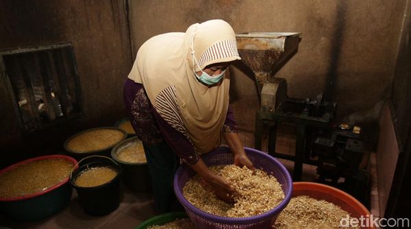 Usaha Tempe Jadi Penopang Hidup hingga Bisa Kuliahkan 3 Anak