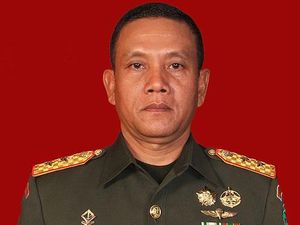 AY Nasution Minta Patung Soeharto Dkk Dihilangkan karena Takut Neraka AY Nasution Minta Patung Soeharto Dkk Dihilangkan karena Takut Neraka