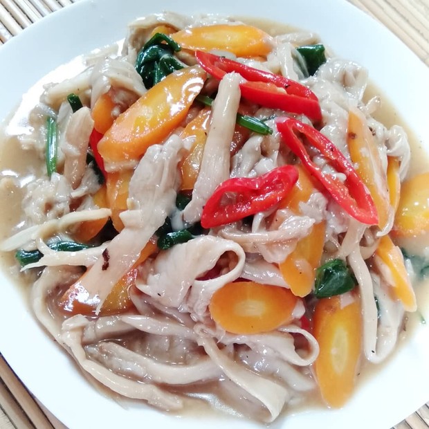 Cah jamur tiram/ Foto: Instagram.com/inem_kitchen Cah jamur tiram/ Foto: Instagram.com/inem_kitchen