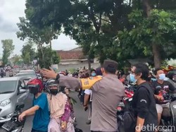 Demo Peternak di Blitar Juga Dibubarkan Karena Tak Berizin