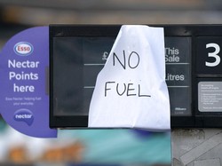 Siasat WNI Bertahan dari Krisis Inggris: Jadi Pelayan hingga Cari Makanan Sisa