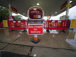 Nggak Cuma Krisis BBM, Ini Daftar Barang yang Mulai Langka di Inggris