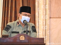 Gus Ipul Rangkul Ketua RT dan RW Perangi Rokok Ilegal di Kota Pasuruan