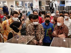RI Gandeng Uniqlo Pasarkan Produk UMKM