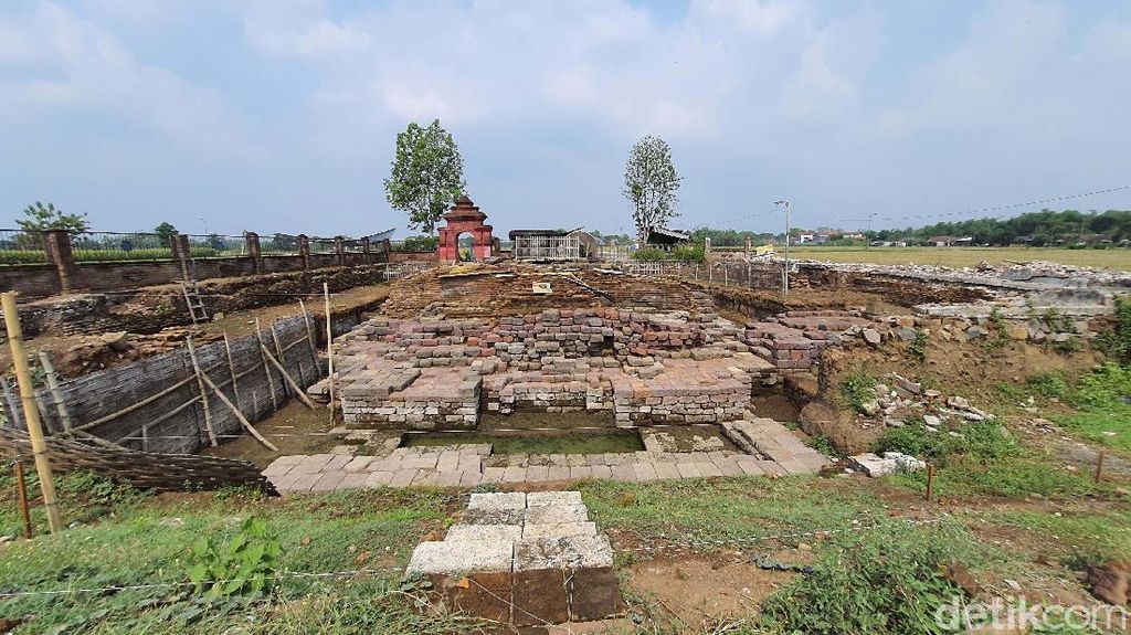 Mengulik Temuan Arkeologi di Candi Tribhuwana Tunggadewi