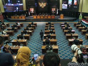 Hak Interpelasi Formula E ke Anies Terganjal Boikot 7 Fraksi Hak Interpelasi Formula E ke Anies Terganjal Boikot 7 Fraksi