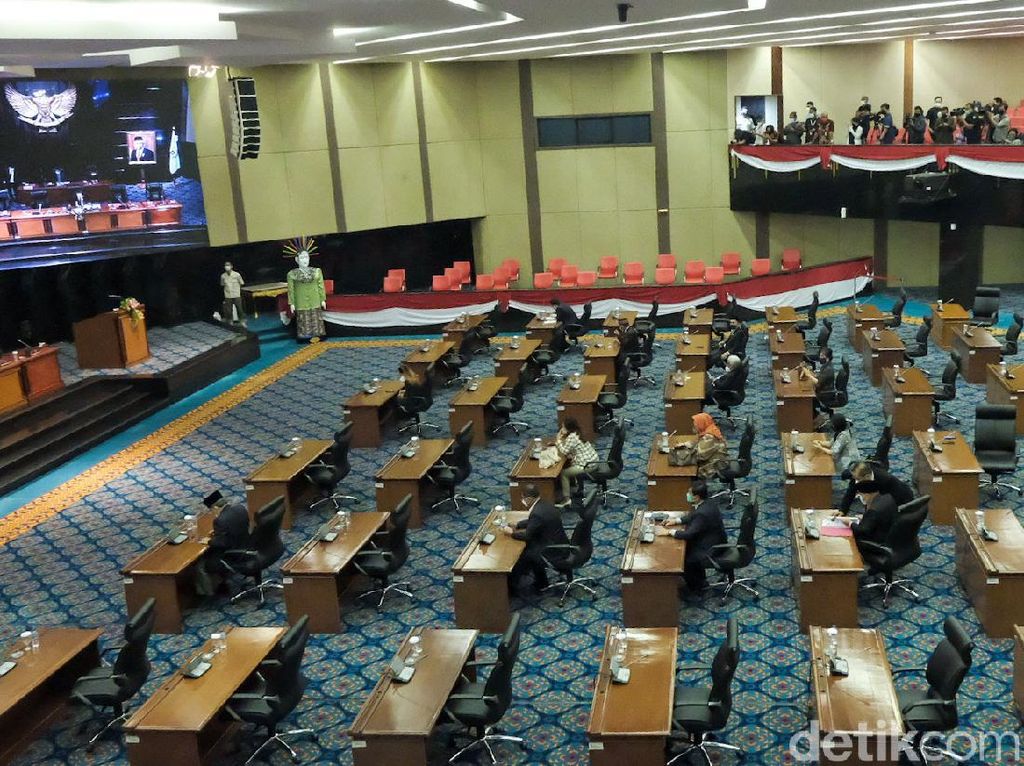 7 Fraksi Boikot Hadir Rapur, Ketua DPRD DKI: M Taufik Ajari Parlemen Jalanan