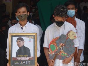 Jenazah Ki Bayu Sugati Dimakamkan, Dikenang sebagai Seniman Serba Bisa