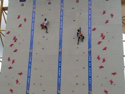 PON Papua 2021: Atlet Papua Sabet Emas di Panjat Tebing