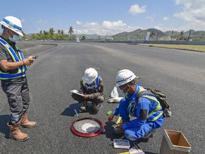 Urusan Pengaspalan Ulang Sirkuit MotoGP Bisa Habiskan Biaya Rp 90 Miliar Urusan Pengaspalan Ulang Sirkuit MotoGP Bisa Habiskan Biaya Rp 90 Miliar
