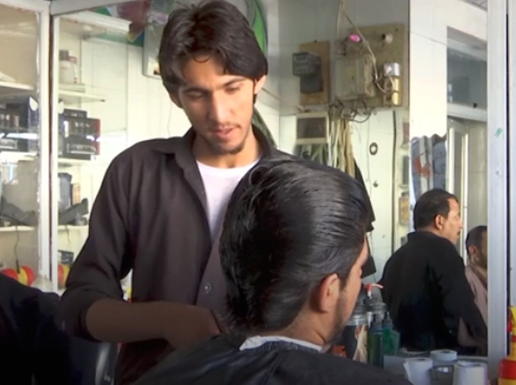 Taliban Larang Pria di Afghanistan Selatan Cukur Jenggot!