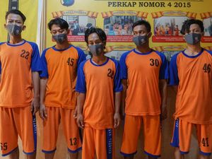 5 Pelaku Tawuran di Jombang yang Videonya Viral Diringkus 5 Pelaku Tawuran di Jombang yang Videonya Viral Diringkus