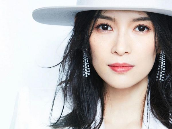 Potret Kecantikan Zhang Ziyi, Artis yang Terseret Isu Skandal Seks Suami