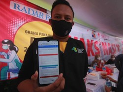 Aplikasi P-Care Mudahkan Petugas Kelola Data Peserta Vaksinasi COVID