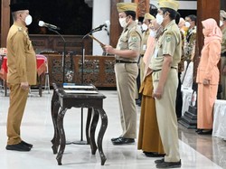 Bupati Kebumen Rotasi & Lantik 135 Pejabat Administrator & Pengawas