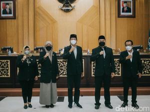 APBD-P Surabaya Rp 8,9 Triliun Disahkan, Ada Seragam Gratis Hingga Insentif Nakes