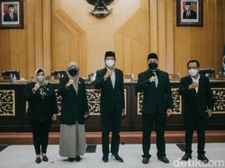 APBD-P Surabaya Rp 8,9 Triliun Disahkan, Ada Seragam Gratis Hingga Insentif Nakes