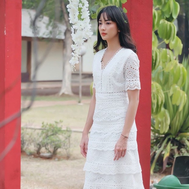 Gaya Fashion Ririn Dwi Ariyanti