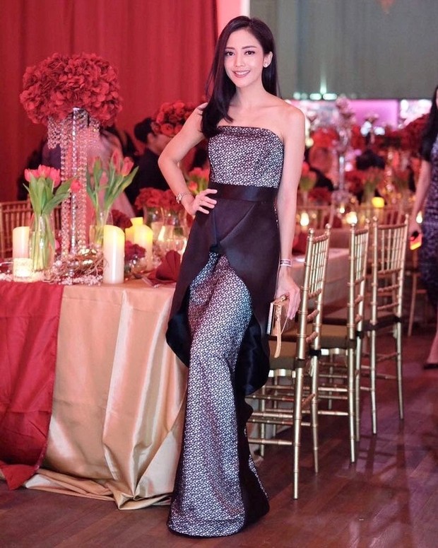 Gaya Fashion Ririn Dwi Ariyanti