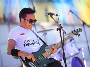 Indra The Titans Curhat, Ada Apa?