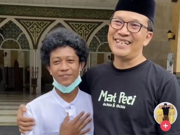 Ini Foto Anak Sultan Pemilik Masjid di Subang Viral karena Rendah Hati