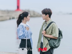 Drama Korea Hometown Cha-Cha-Cha Hadirkan Kepiting Salju hingga Hoe