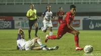Sementara Persita mengekor di urutan ketujuh dengan poin yang sama, namun cuma kalah selisih gol.