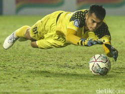 Persija masih kesulitan menekan Persita selama babak kedua berjalan 20 menit.