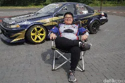 Lebih Dekat dengan Firenze Akello si Drifter Muda Berusia 11 Tahun