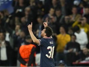 Messi yang Hobi Jebol Gawang Tim Inggris di Liga Champions Messi yang Hobi Jebol Gawang Tim Inggris di Liga Champions