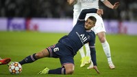 5. Marco Verratti. Valuasi harga 49,5 juta paun, atau sekitar Rp 895 miliar. Foto: (AP/Christophe Ena)  