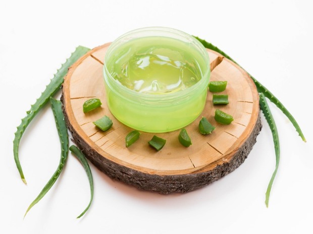 Menggunakan pelembab dengan tekstur yang ringan seperti gel / Foto: freepik Menggunakan pelembab dengan tekstur yang ringan seperti gel / Foto: freepik