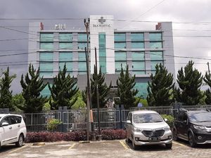 Meluap Emosi Anggota Ormas di Riau Gegara Hasil Swab Tak Jelas Meluap Emosi Anggota Ormas di Riau Gegara Hasil Swab Tak Jelas