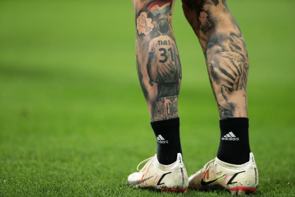 MADRID, SPAIN - SEPTEMBER 28: Sebastien Thill of FC Sheriff Tiraspol controls the ball during the UEFA Champions League group D match between Real Madrid and FC Sheriff at Estadio Santiago Bernabeu on September 28, 2021 in Madrid, Spain. (Photo by Gonzalo Arroyo Moreno/Getty Images)