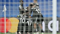 Sheriff mengejutkan Madrid di menit ke-25. Jasurbek Yakhshiboev berhasil membobol gawang Courtois. 