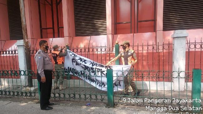 Spanduk tolak nobar G30S/PKI di Sawah Besar, Jakpus ditertibkan