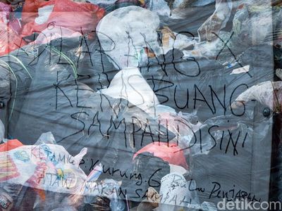 Sudah Dilarang, Masih Ada yang Buang Sampah Sembarangan di Tangsel