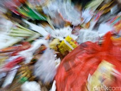 Emak-emak Terekam CCTV Buang Sampah Sembarangan, DLHK Depok Bakal Tindak