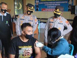 Pesilat Magetan Semangat Mengikuti Vaksinasi COVID-19