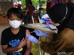 Pengumuman! Mulai 2022, Vaksin COVID-19 Sinovac Cuma Buat Anak-anak