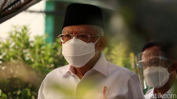 Wapres Maruf Amin Kunjungi Urban Farming di Kota Bandung