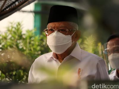 Wapres Maruf Amin Kunjungi Urban Farming di Kota Bandung