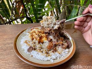 Banyak Pilihan! 5 Tempat Makan Enak di Tebet, Bakmi hingga Warteg Kalcer Banyak Pilihan! 5 Tempat Makan Enak di Tebet, Bakmi hingga Warteg Kalcer