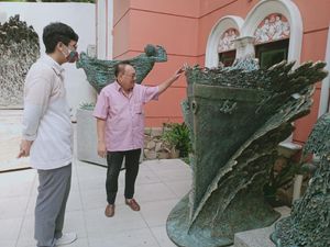 Pengumuman! 33 Auction Gelar Lelang Karya Maestro Indonesia dan Tiongkok Pengumuman! 33 Auction Gelar Lelang Karya Maestro Indonesia dan Tiongkok