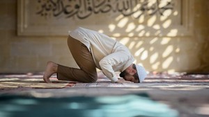 Cara Salat Sunnah Tahiyatul Masjid, Kapan Sebaiknya Dilaksanakan?